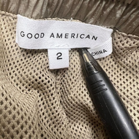 Good American Track Pants Women 2 Tan Nylon Joggers Mesh Lined Pockets Athletics - Picture 8 of 10